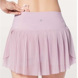 Lululemon just pleat it skirt